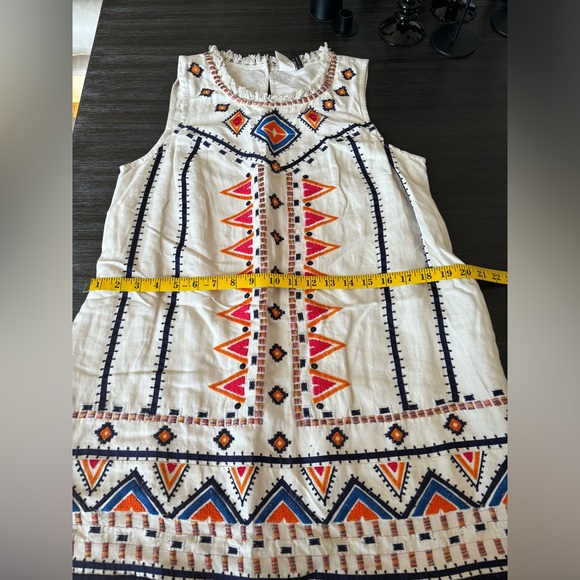 Resort linen dress - Picture 3 of 4